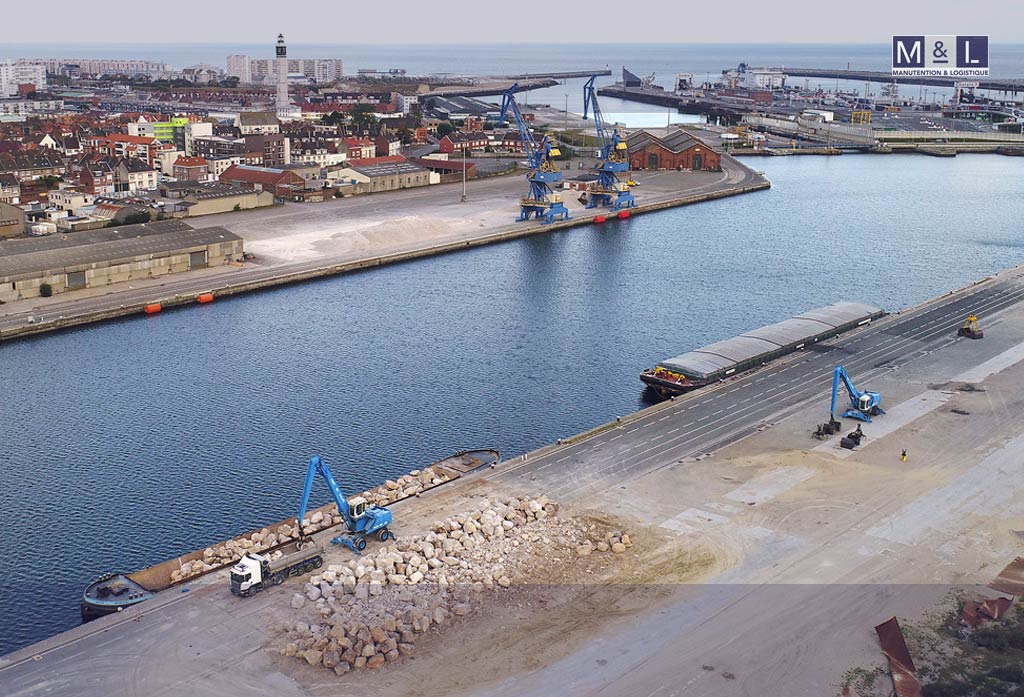Chargement et déchargement de vrac sur le port de Calais